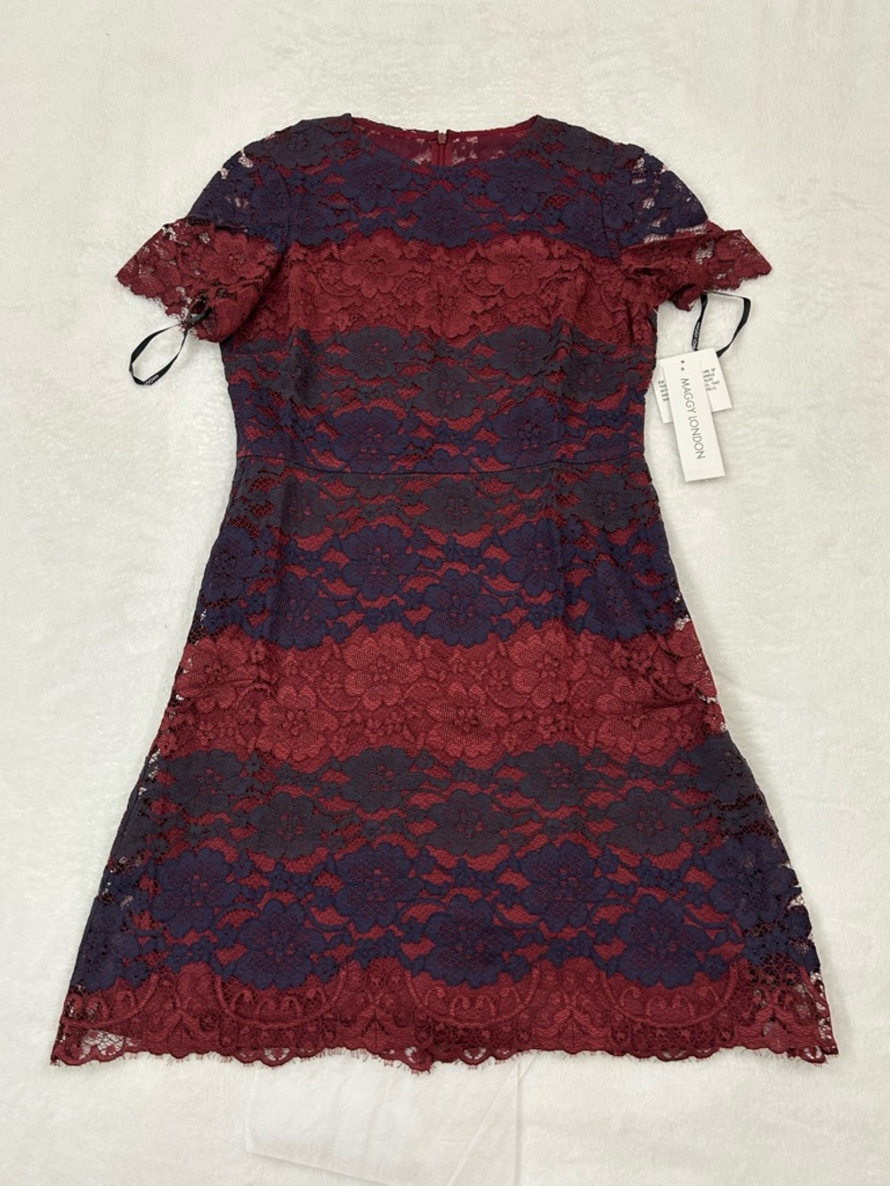 Maggy London Wine & Navy Short Sheer Sleeve Scalloped Hem Lace Dress Women's 6